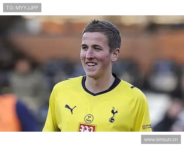 凯恩谈帽子戏法新意义与卡尔成长的现代足球时代传承故事